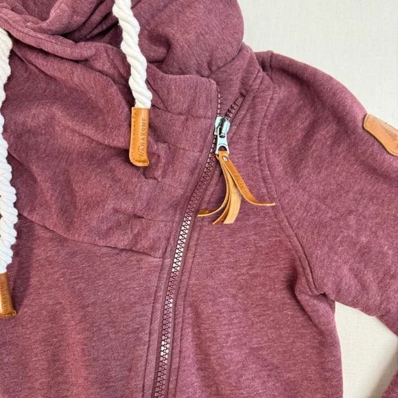 Wanakome Sweatshirt size small - Picture 2 of 12